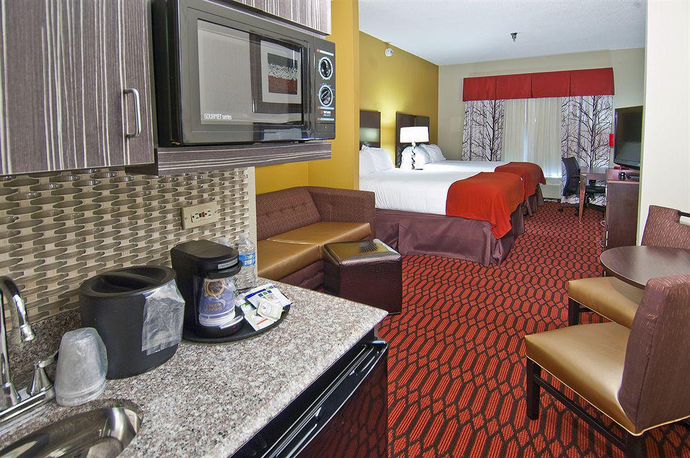 Holiday Inn Express Hotel & Suites Olive Branch By Ihg Buitenkant foto